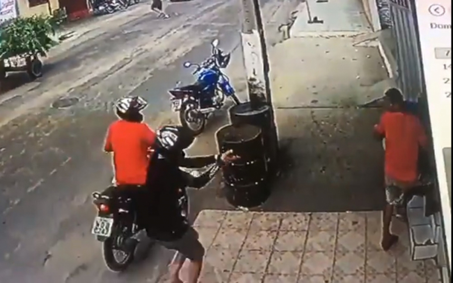 Câmera de segurança flagra duplo homicídio em Mossoró; veja vídeo