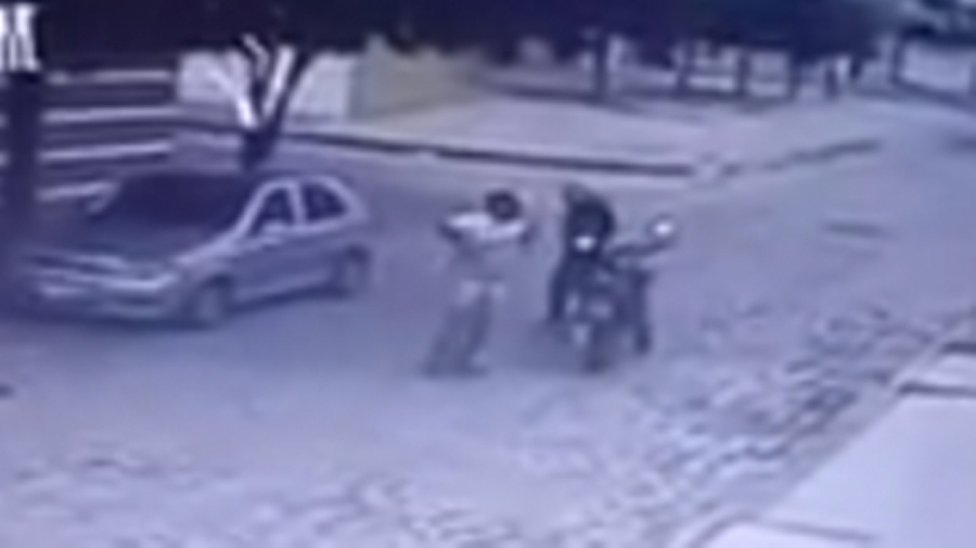 Homem é obrigado a tirar a roupa durante assalto em Mossoró; veja vídeo
