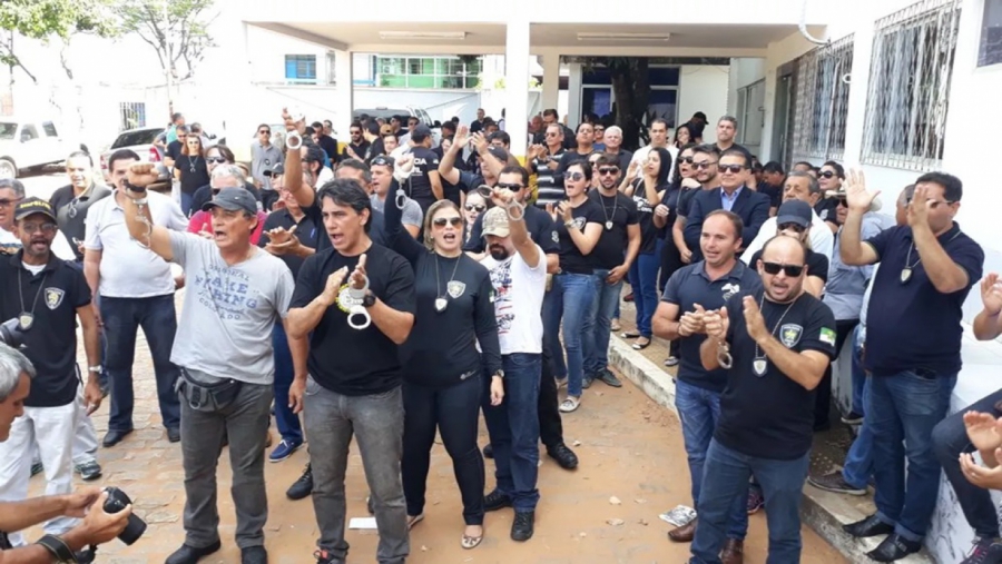 Justiça extingue processo que pedia prisão de policiais no RN