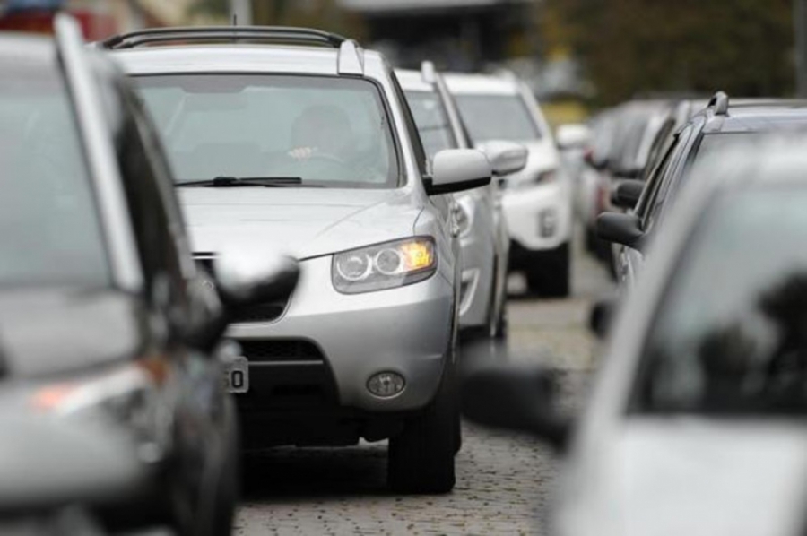 Detran prorroga licenciamento de veículos de placas finais 3 e 4