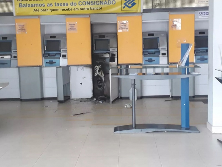 Caixa eletrônico é violado dentro de agência bancária no RN