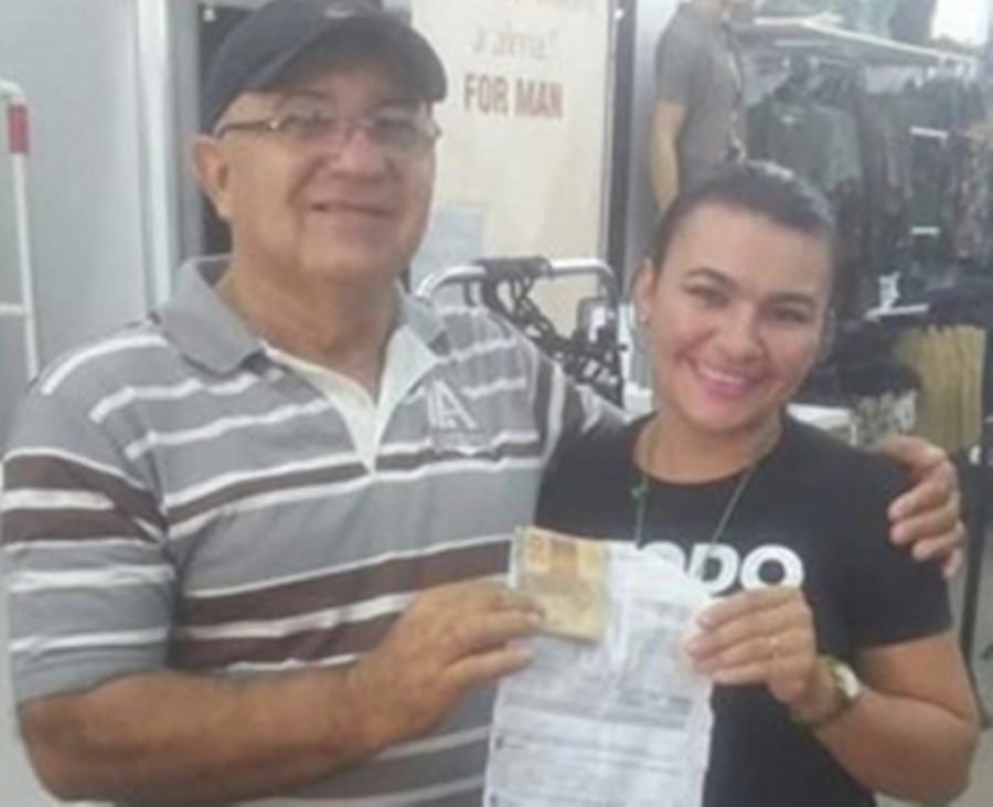Taxista devolve mais de mil reais encontrado no centro de Mossoró