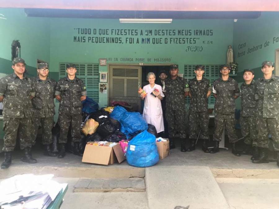 Tiro de Guerra realiza entrega de agasalhos em Mossoró
