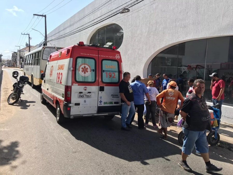 Suspeito de assalto a ônibus é amarrado pelo pescoço, arrastado e morto a tiros no RN