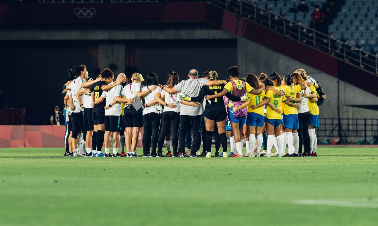 Brasil perde nos pênaltis e está eliminado do futebol feminino