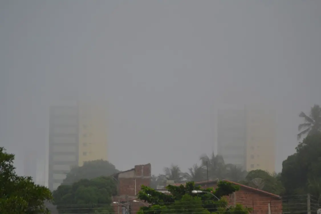Inmet emite alerta de chuvas intensas para Mossoró e mais 102 cidades do RN