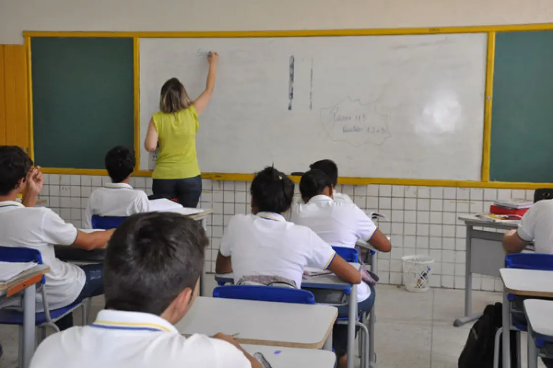 Município lança processo seletivo com 279 vagas para professores e supervisor pedagógico