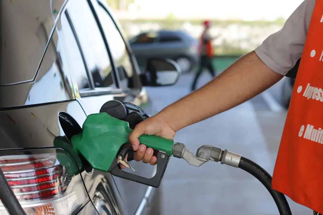 Gasolina em Mossoró pode chegar até R$ 5,96 após novo aumento