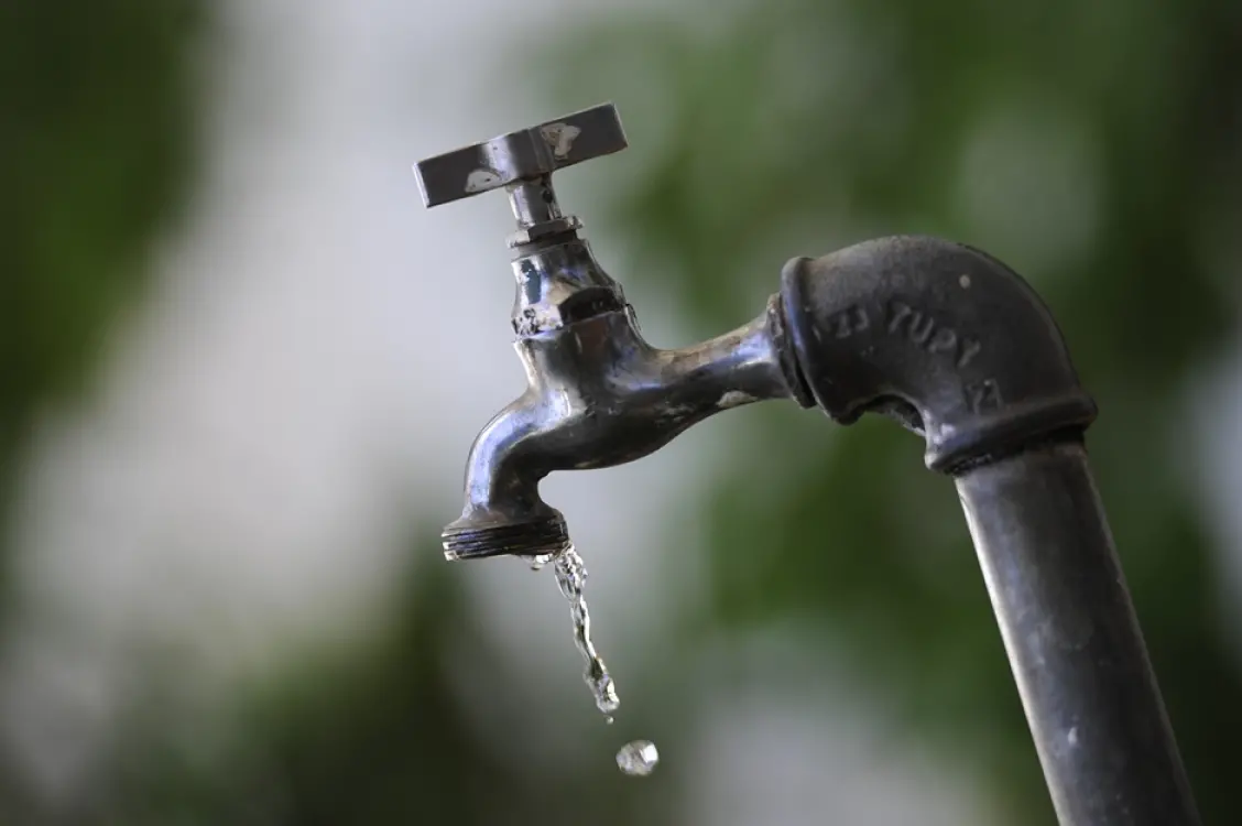 Abastecimento de água é suspendo em Assú e bairros de Mossoró