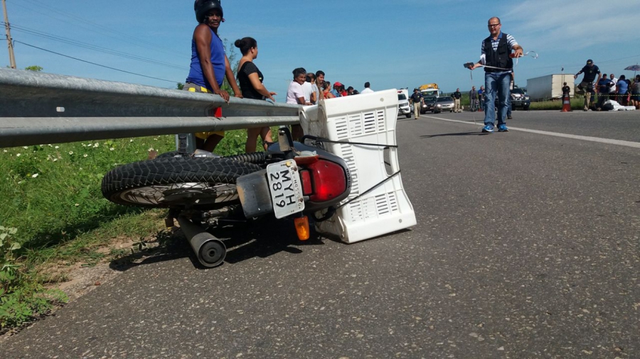 Motociclista morre após colisão com carro na BR-304, em Mossoró