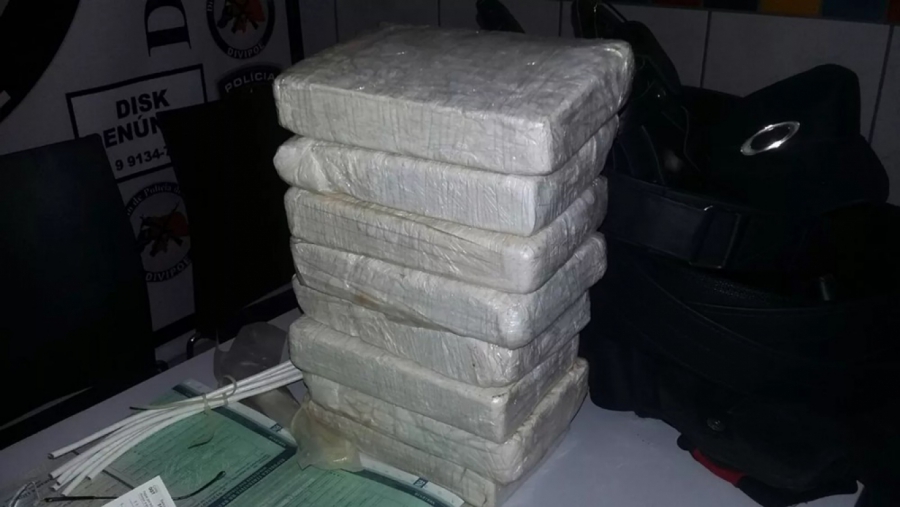 Polícia apreende oito quilos de cocaína em casa na Zona Oeste de Mossoró