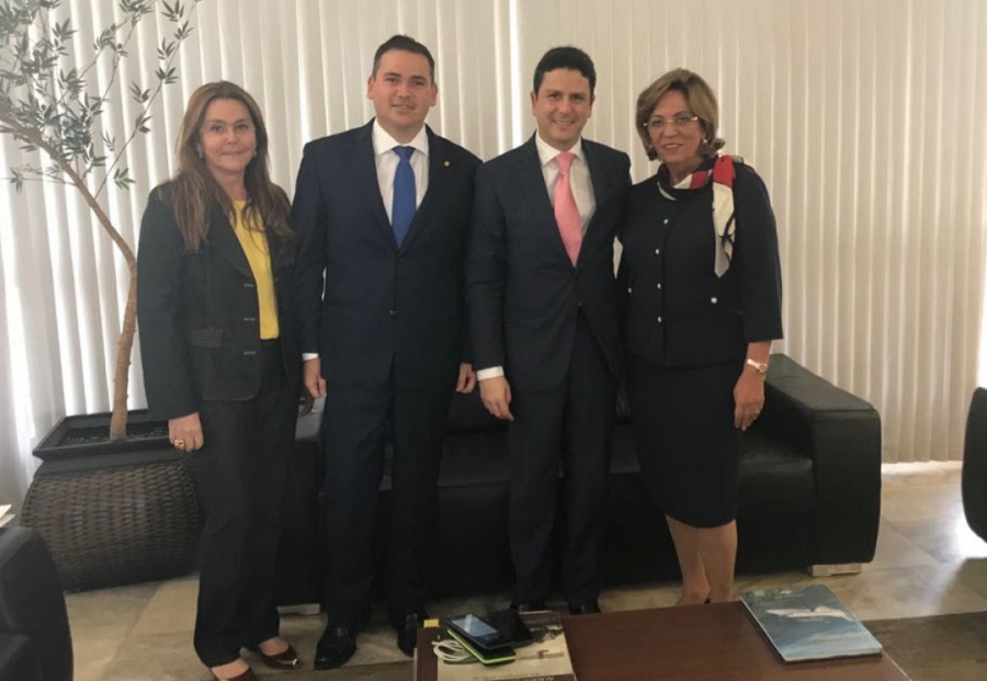 Ministro confirma entrega do Odete Rosado e assegura novas moradias para Mossoró