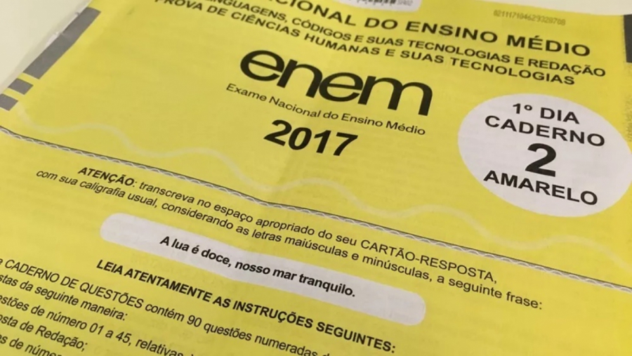 Caneta preta e documento oficial com foto são obrigatórios para o Enem