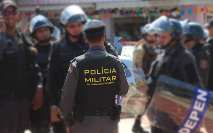 Robinson quer pagar salários em atraso até dia 12; policiais mantêm paralisação
