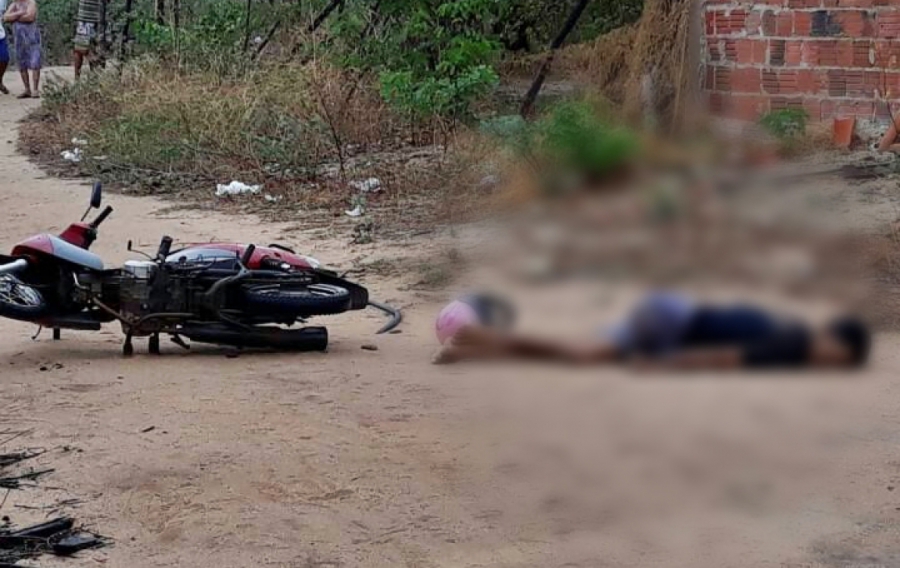 Homem é morto a tiros ao lado de moto na Zona Leste de Mossoró