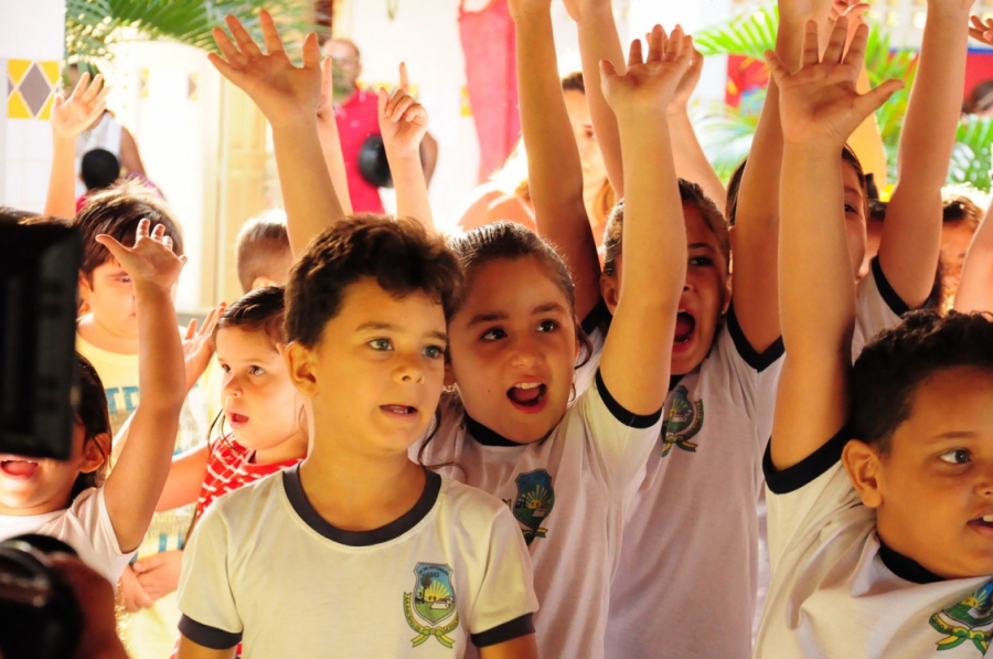Mais de 20 mil alunos voltam às aulas na Rede Municipal