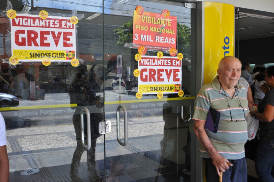 Vigilantes do RN encerram greve após 17 dias de paralisação