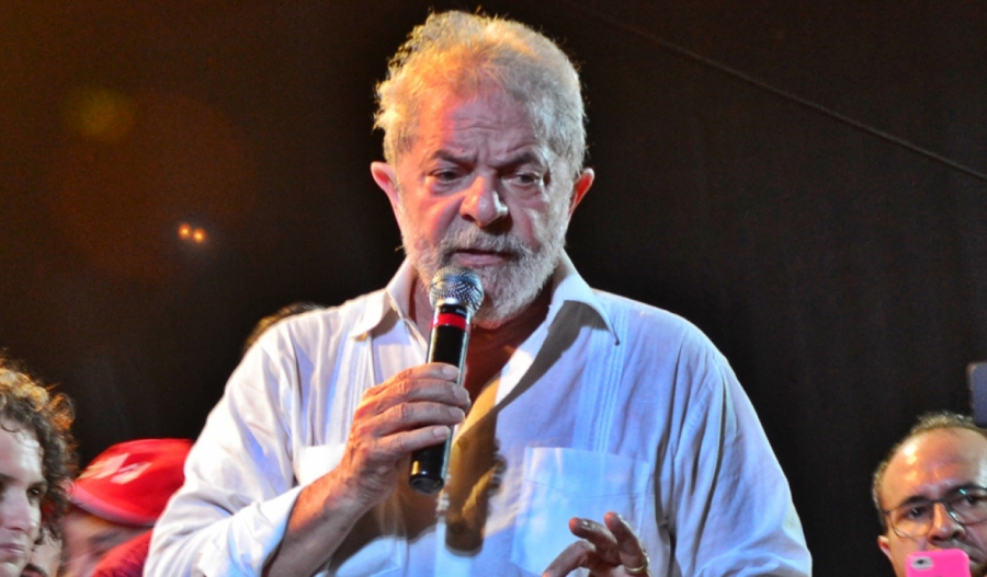 Mesmo preso, Lula lidera pesquisa de intenção de voto no RN
