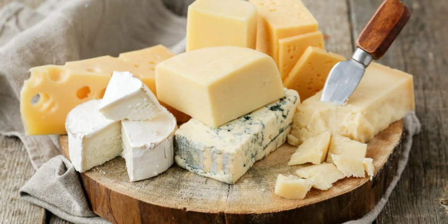 Conheça os principais tipos de queijo e seus sabores