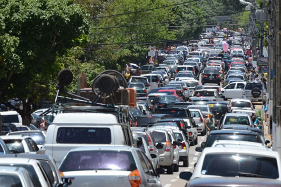 Frota de carros no RN cresce 4,6% em 2017, diz Detran