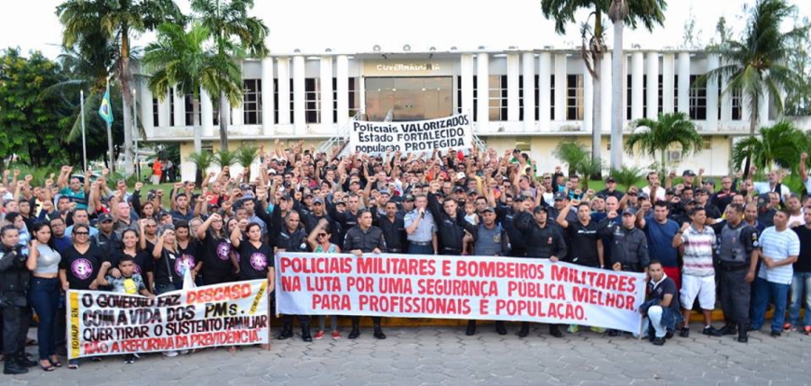 PMs e bombeiros mantêm paralisação para o dia 7