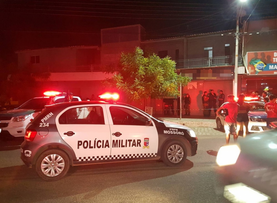 Homem usando tornozeleira eletrônica é morto a tiros em Mossoró