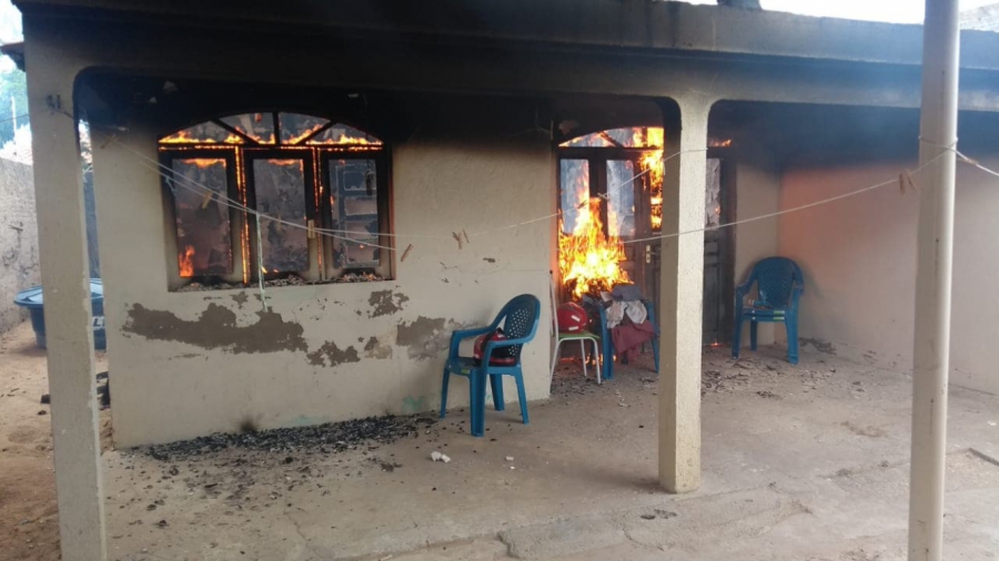 Explosão de celular incendeia casa em Mossoró