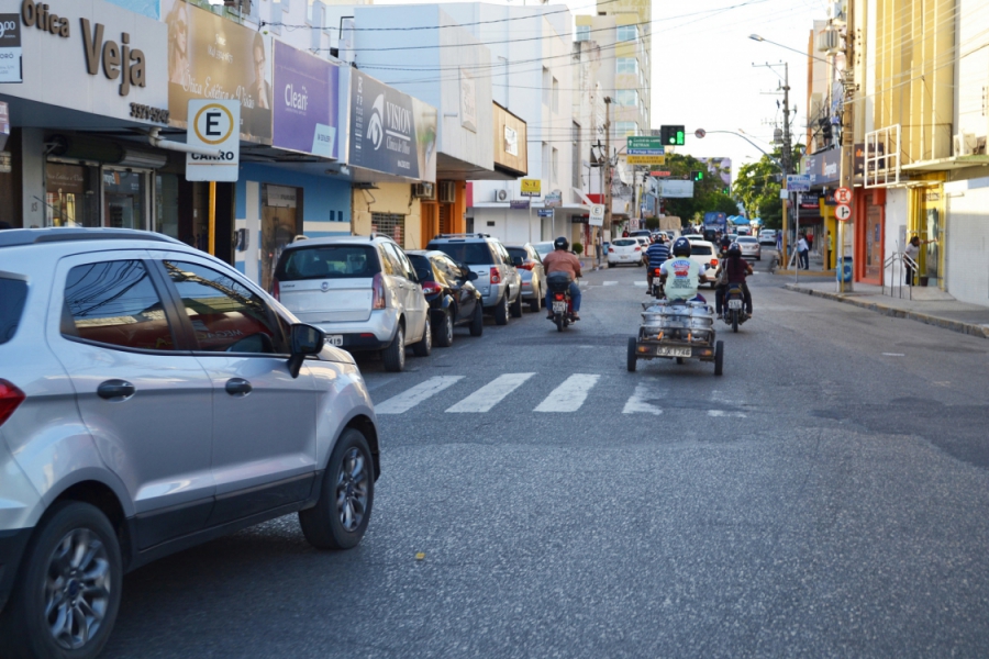 IPVA de veículos com placas finais 1 e 2 começa a ser cobrado nesta terça