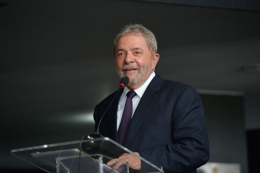 Lula pede ao STJ para cumprir pena em regime aberto
