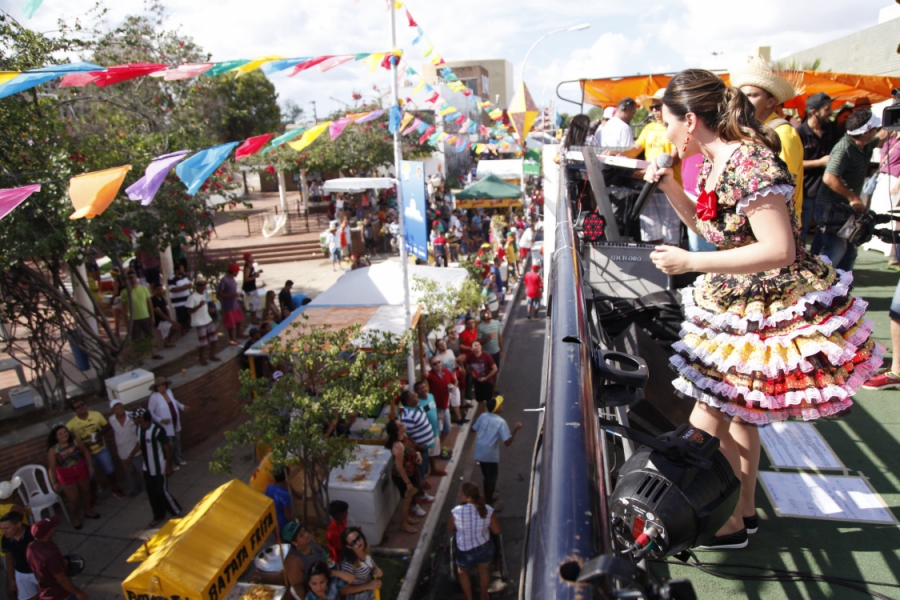 Artistas vivem expectativa do Pingo da Mei Dia