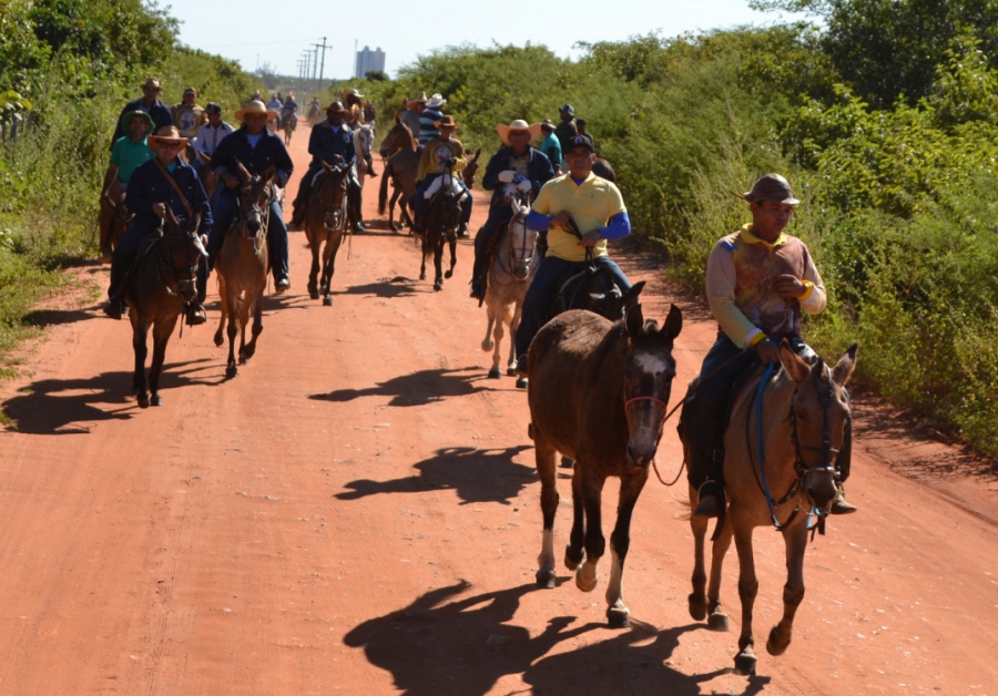 Cavalgada Rota do Trem reúne mais de 50 cavaleiros em sua terceira edição
